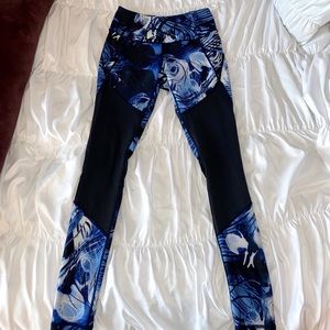 Calia by Carrie Underwood Leggings